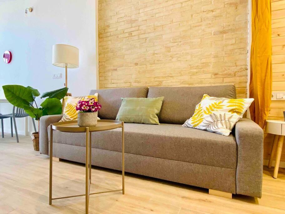 Apartment Beautiful Flat Next The Valencia