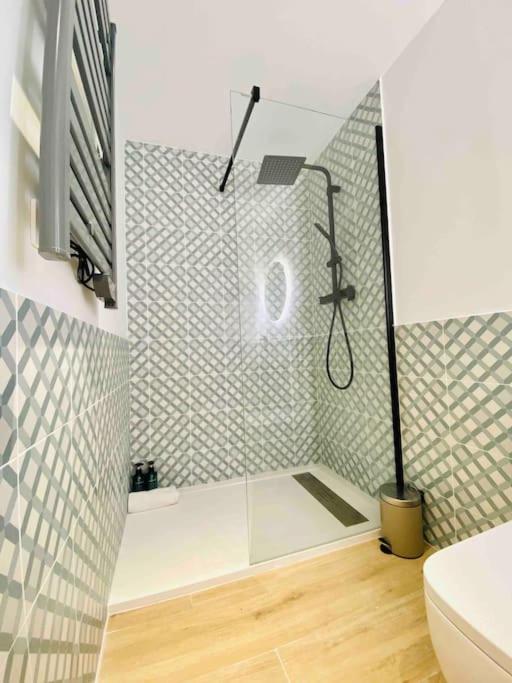 Beautiful Flat Next The Apartment Valencia